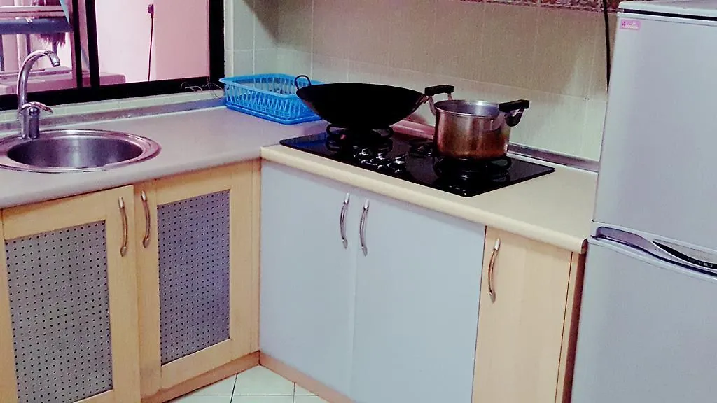 Marina Court Kk City Homestay Kota Kinabalu Appartement